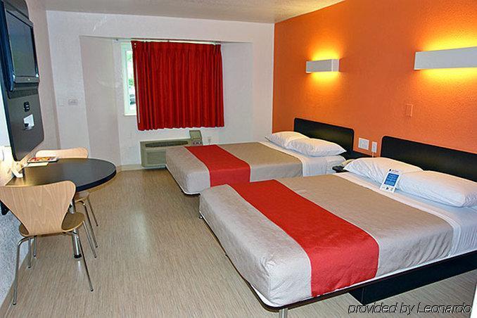 6-arlington Heights, Il - Chicago North Hotel 2*